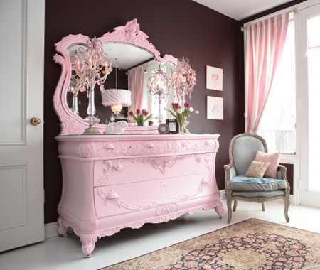 pink dresser and curtains