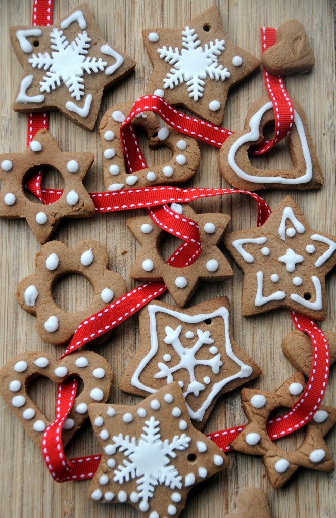 Biscotti Di Natale In Pasta Frolla.Biscotti Natalizi Di Pasta Frolla La Figurina