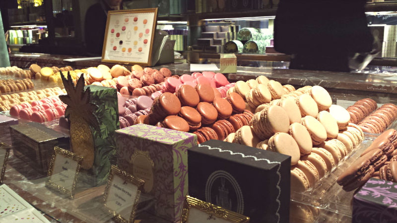 parigi e i negozi macarons