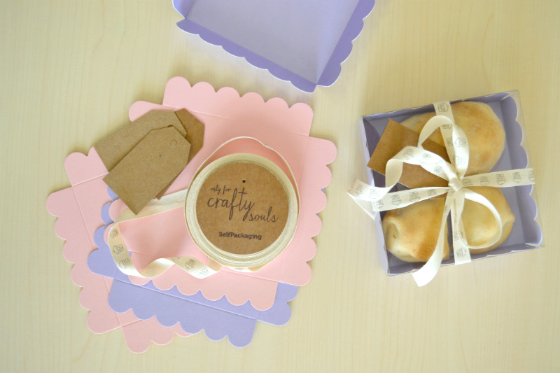 scatole per biscotti in cartone