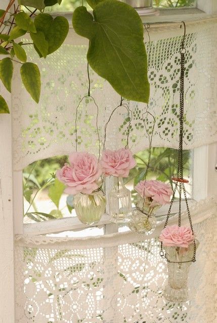 decorare casa con i fiori vasetti sospesi