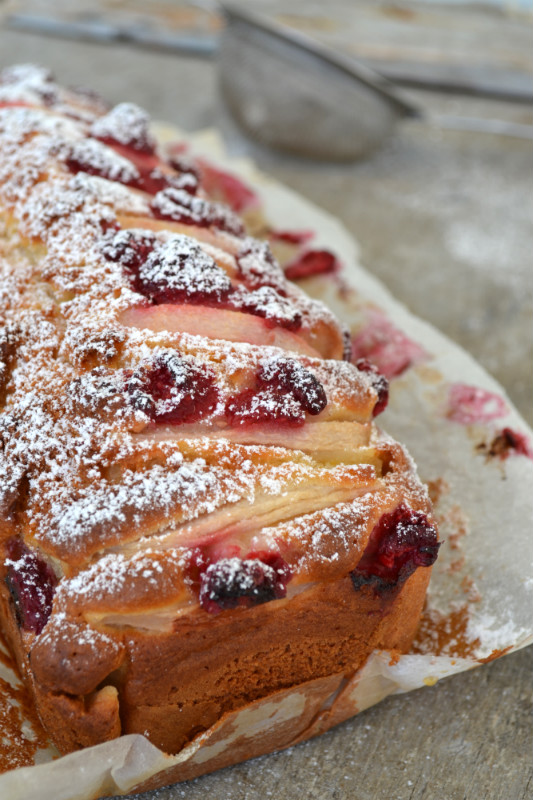 plumcake con lamponi e pere