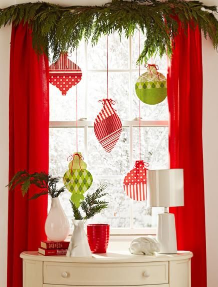 decorazioni natalizie per finestre con la carta