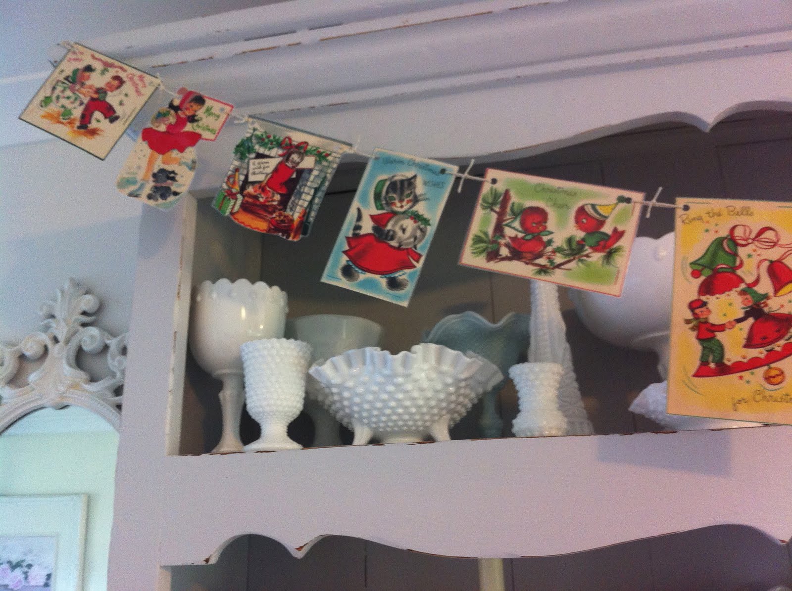 Decorazioni natalizie in stile vintage festone