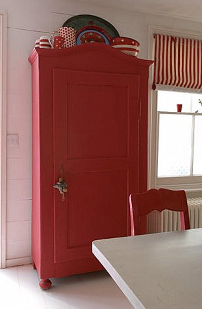 arredare casa con il colore rosso stile nordico