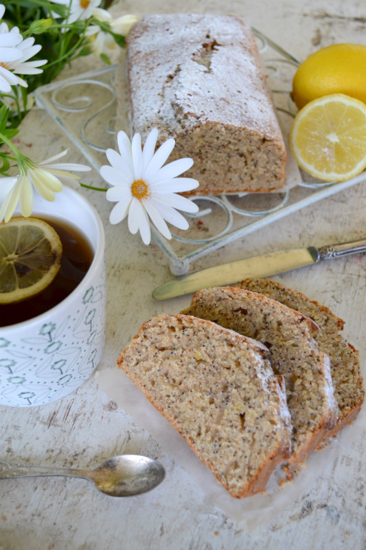 plumcake al limone e semi di papavero