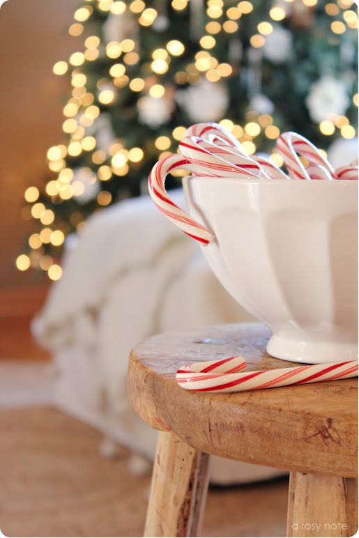 decorazioni natalizie con i bastoncini di zucchero