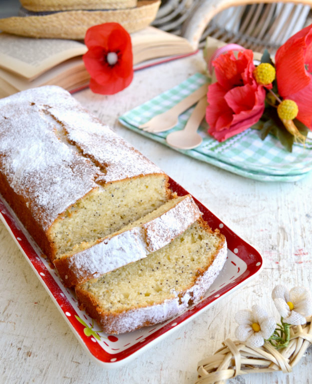 plumcake al pompelmo e semi di papavero