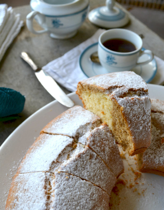 ciambella al caffè latte