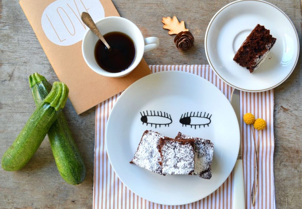 Torta con zucchine e cacao senza burro