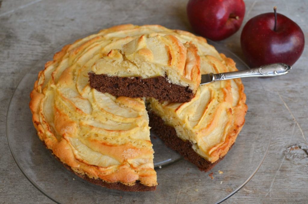 Torta di Mele con strato al cacao amaro