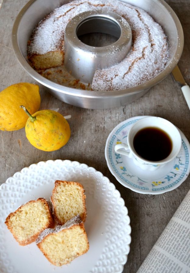 Ciambella di farina di riso agli agrumi