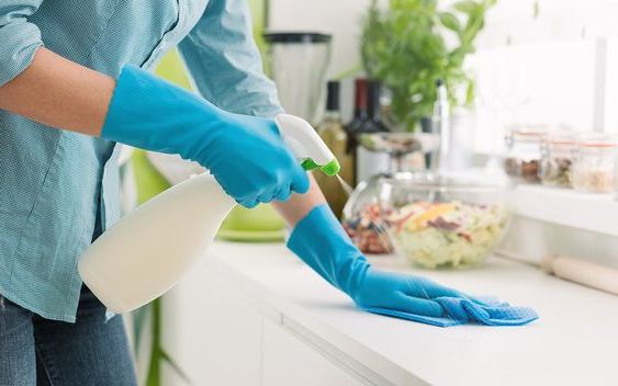 pulire casa con prodotti naturali ricette detersivi