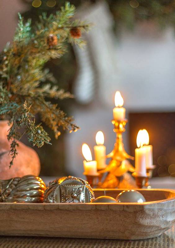Decorare casa per Natale in anticipo con le candele